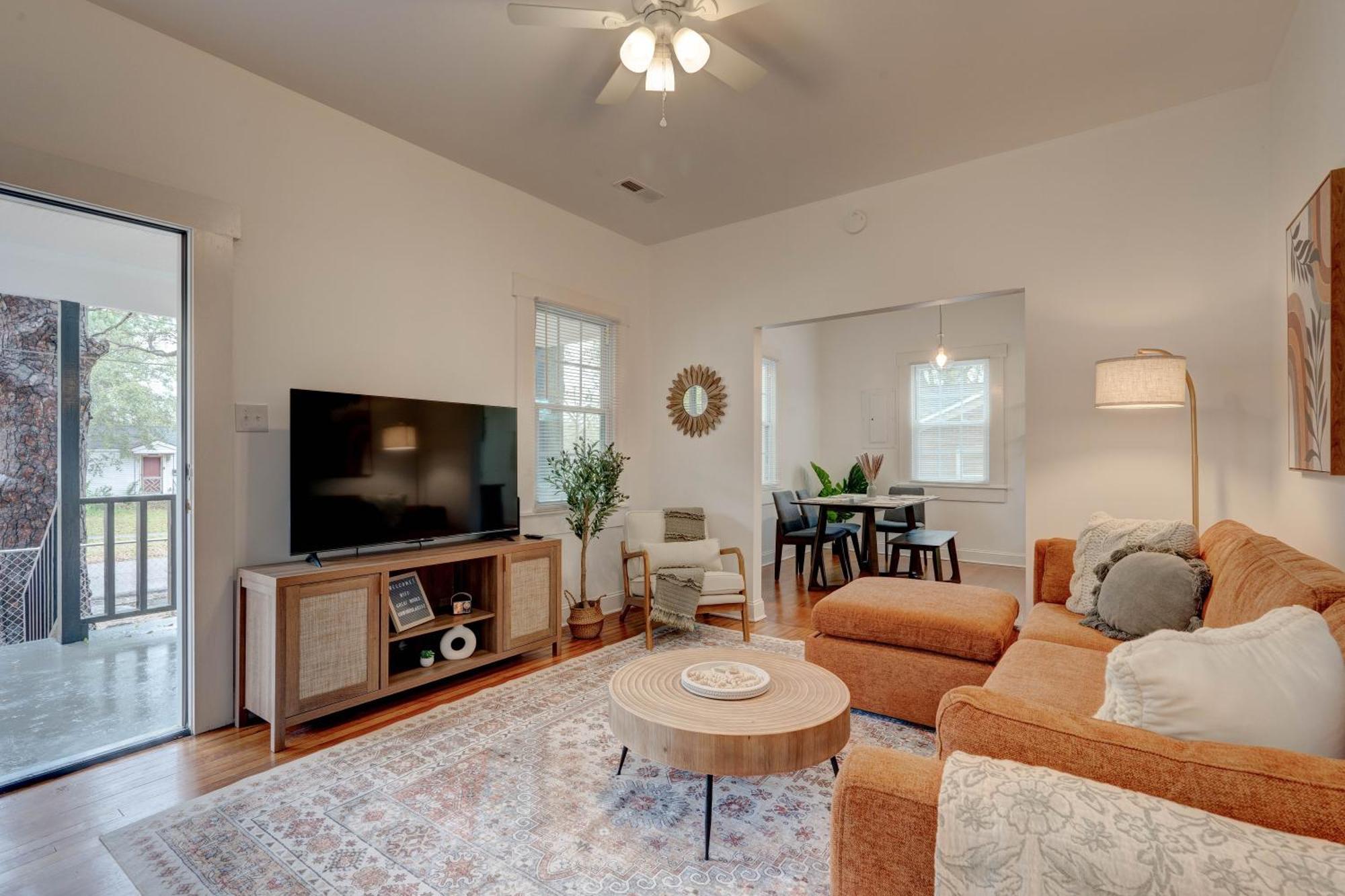 Peaceful Park Circle Getaway Villa Чарлстън Екстериор снимка